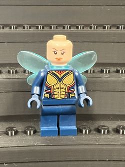 Lego Wasp Mini Figure 