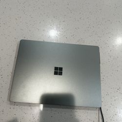 microsoft s Ultra thin laptop Go 3