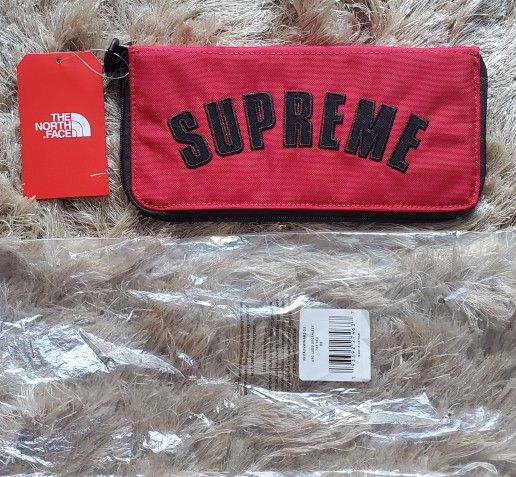 NEW | Supreme x The North Face "Arc Logo Organizer" - Red - SS19  tnf