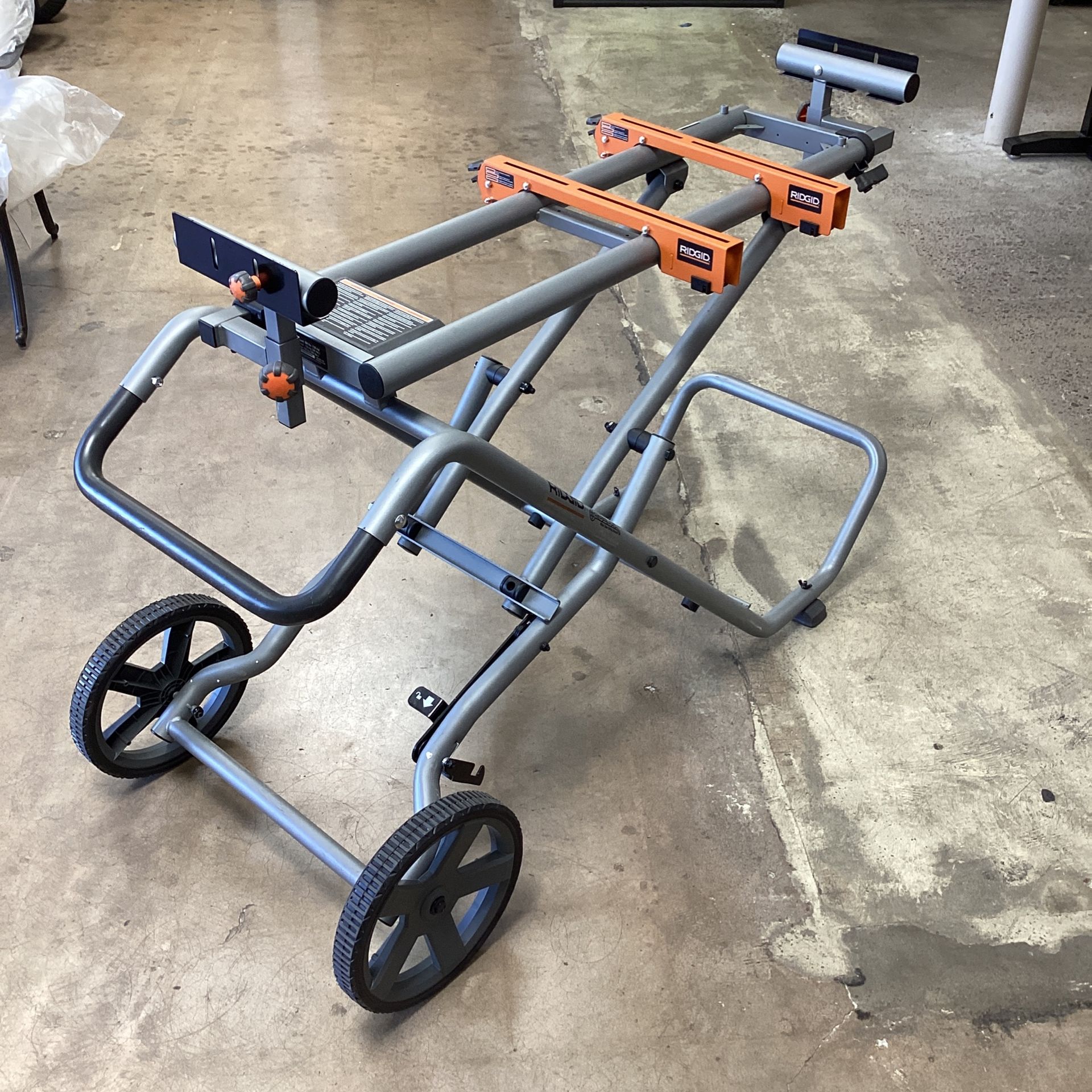 RIDGID Foldable Mobile Miter Saw Stand with Mounting Braces