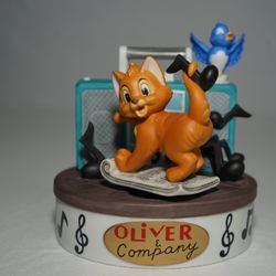 Oliver And Company, Disney Musical Memories Limited Edition
