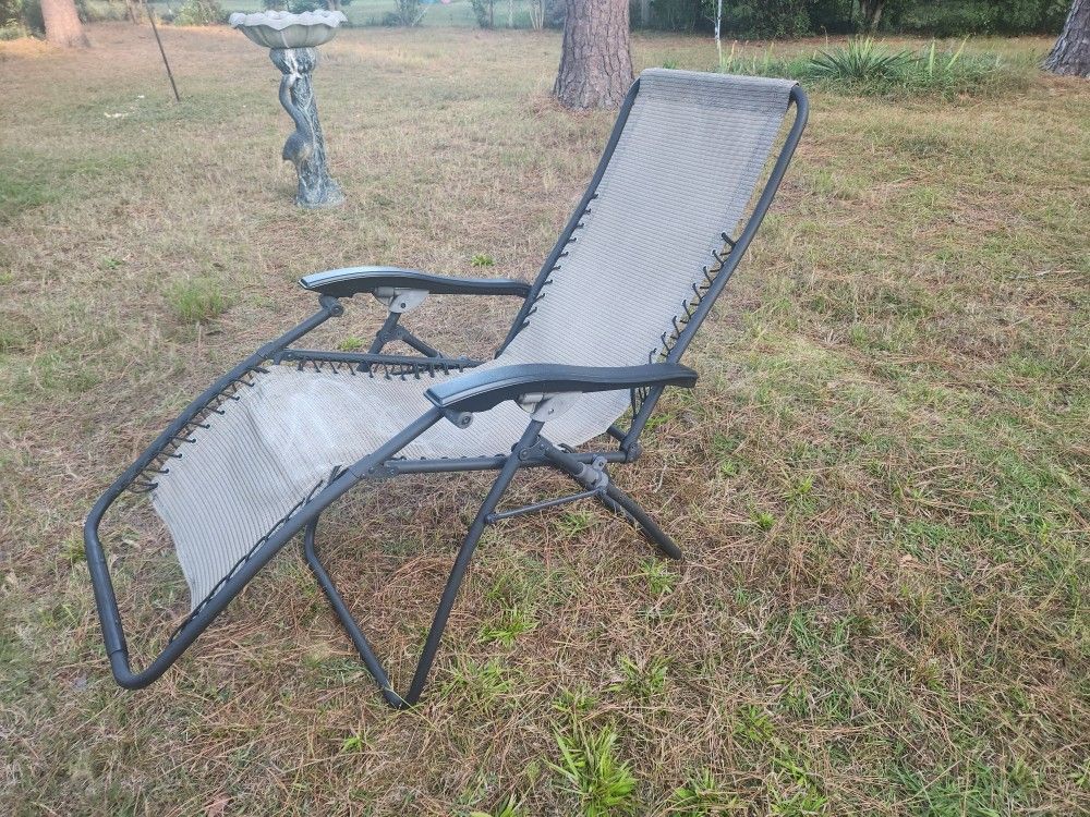GRAVITY CHAIR