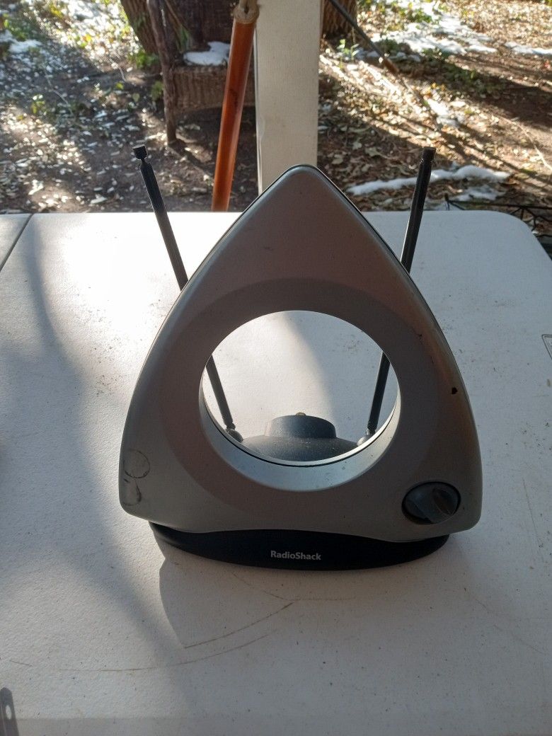 TV ANTENNA (INDOOR)