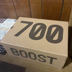 Yeezy 700