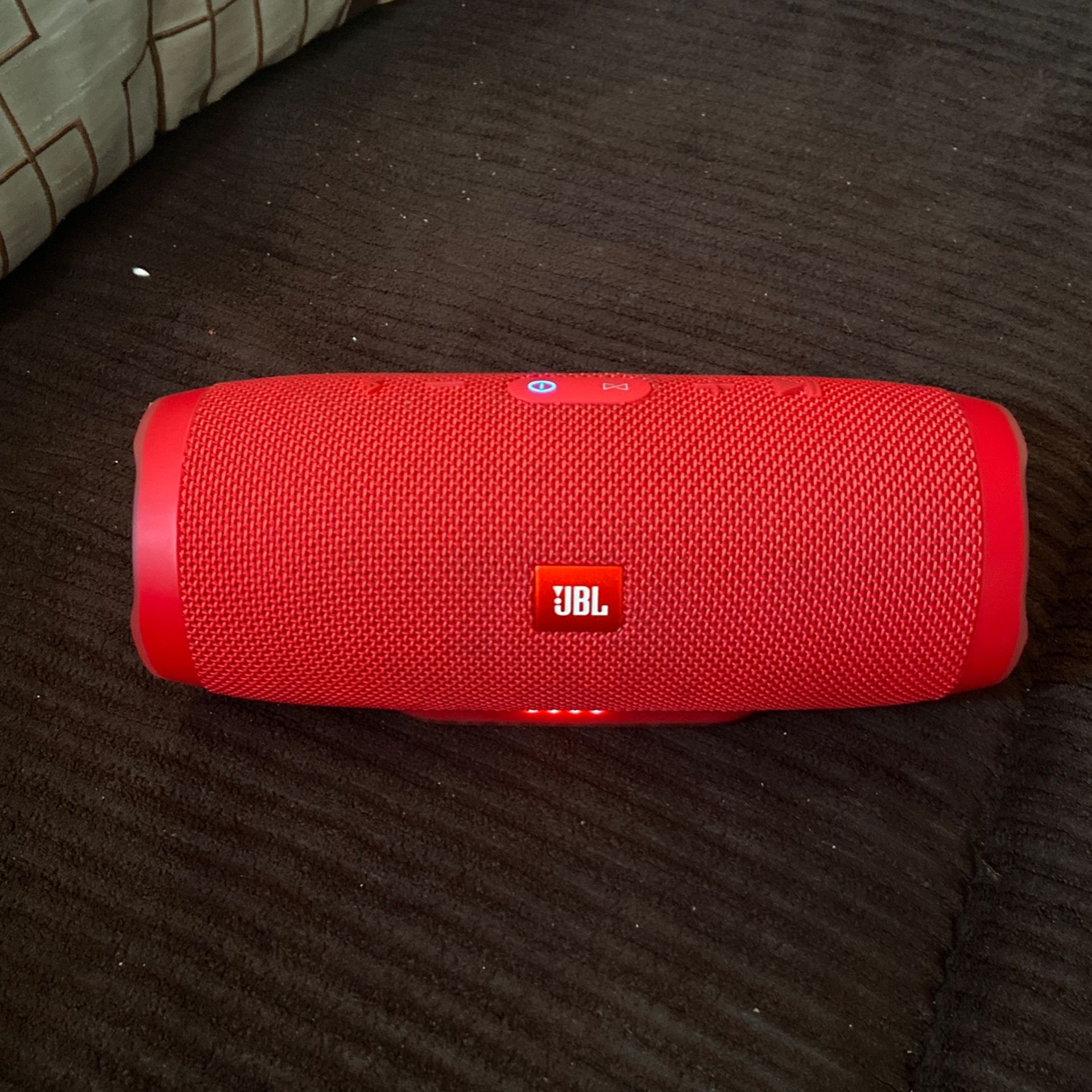 JBL CHARGE 3 BLUETOOTH SPEAKER