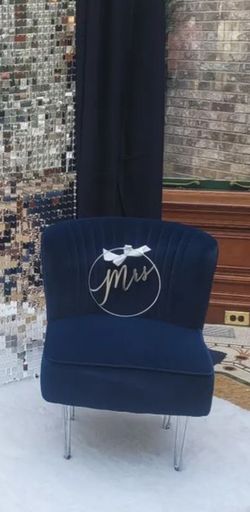 Chair Velvet (Upholstered Chair)