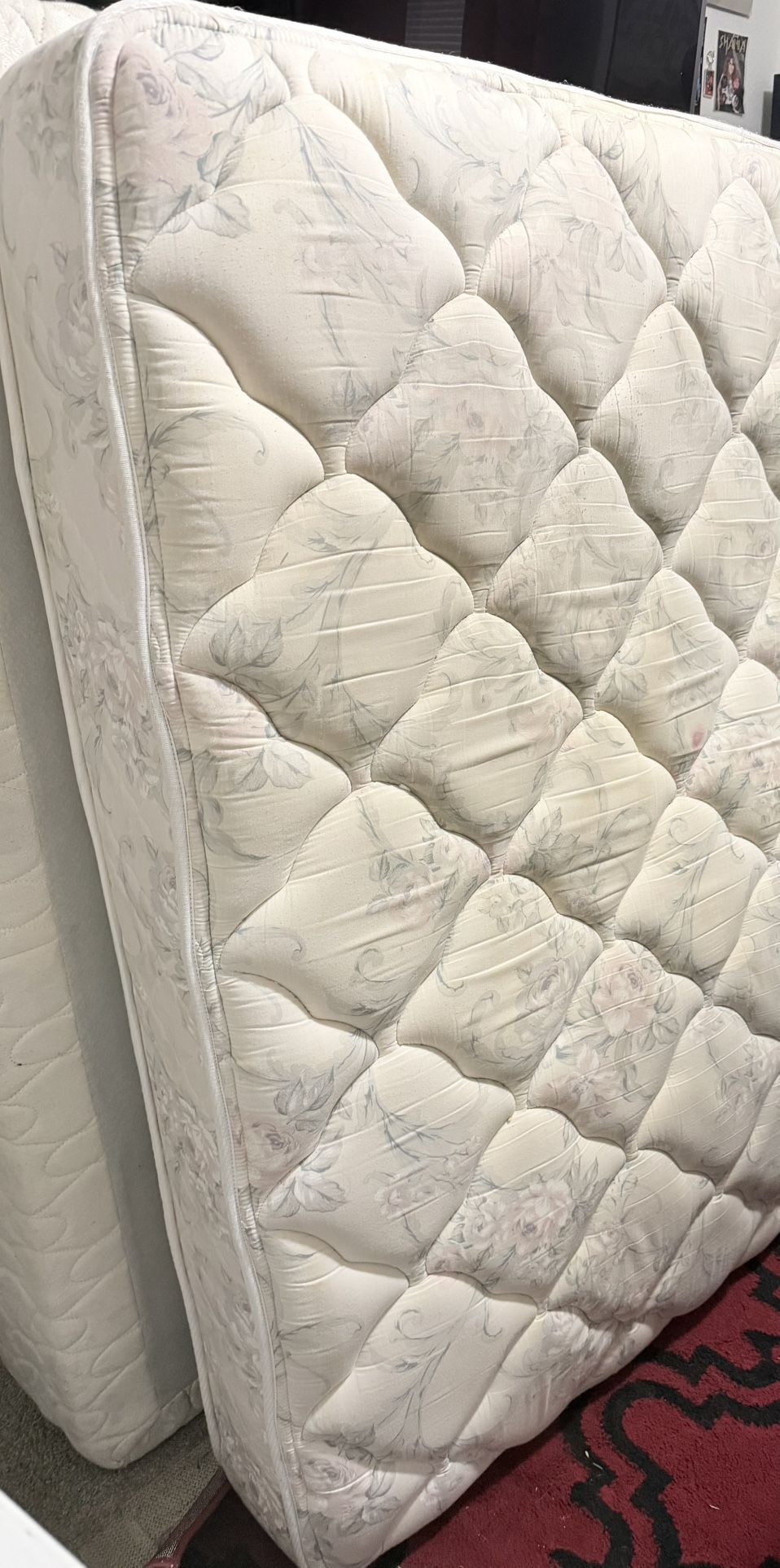 Free Queen Mattress & Box Spring