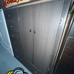 Grey Pacoima Closet Wardrobe Dresser New Ropero 