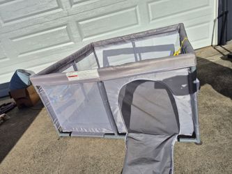 Baby/Toddler Playpen 50 by 50 inches with zippered entrance