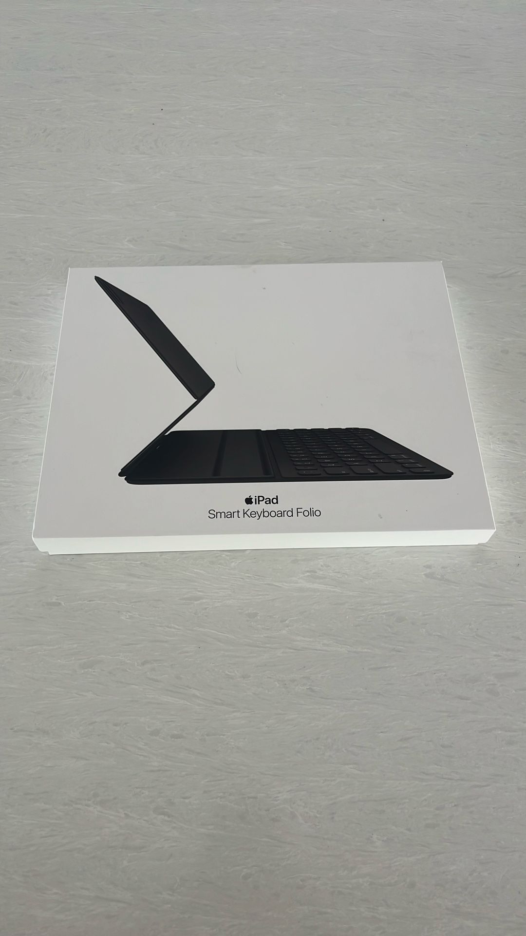 iPad Smart Keyboard Folio