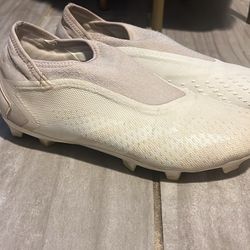 Adidas predator accuracy.3 
