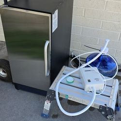 Summit Ice Machine