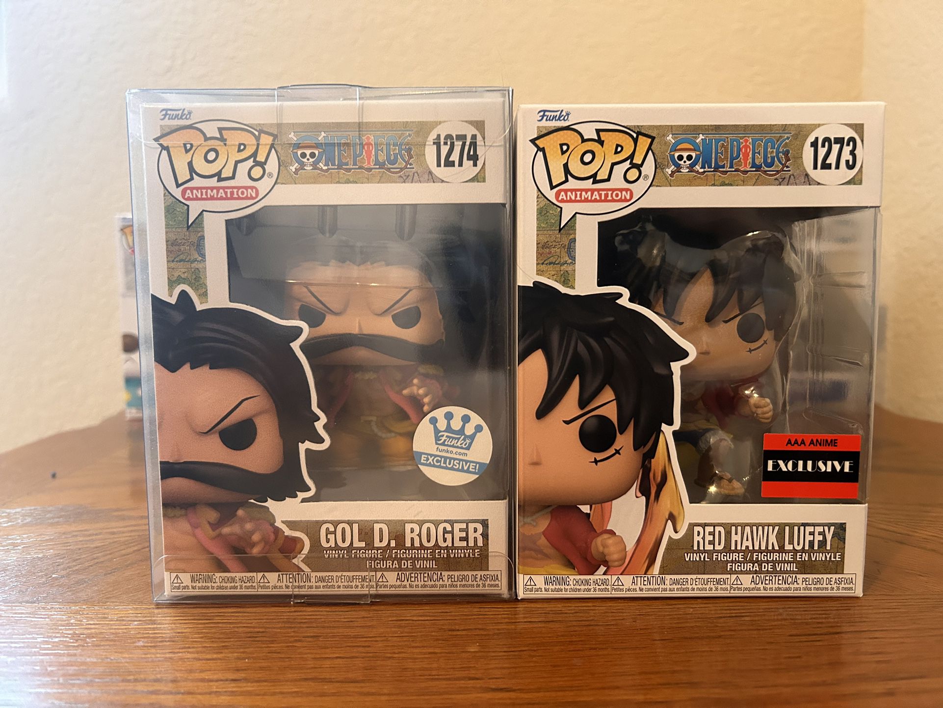 One Piece Funko Pop: Red Hawk Luffy AAA Exclusive & Gol D Roger - Exclusive