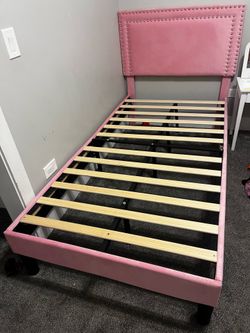 Girls bed