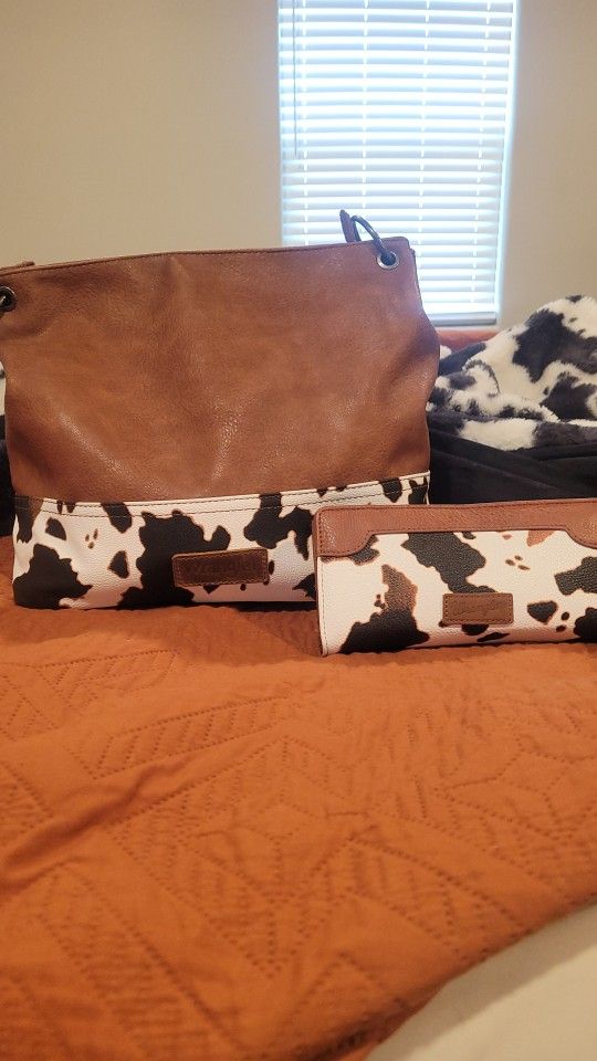 Purse And Wallet