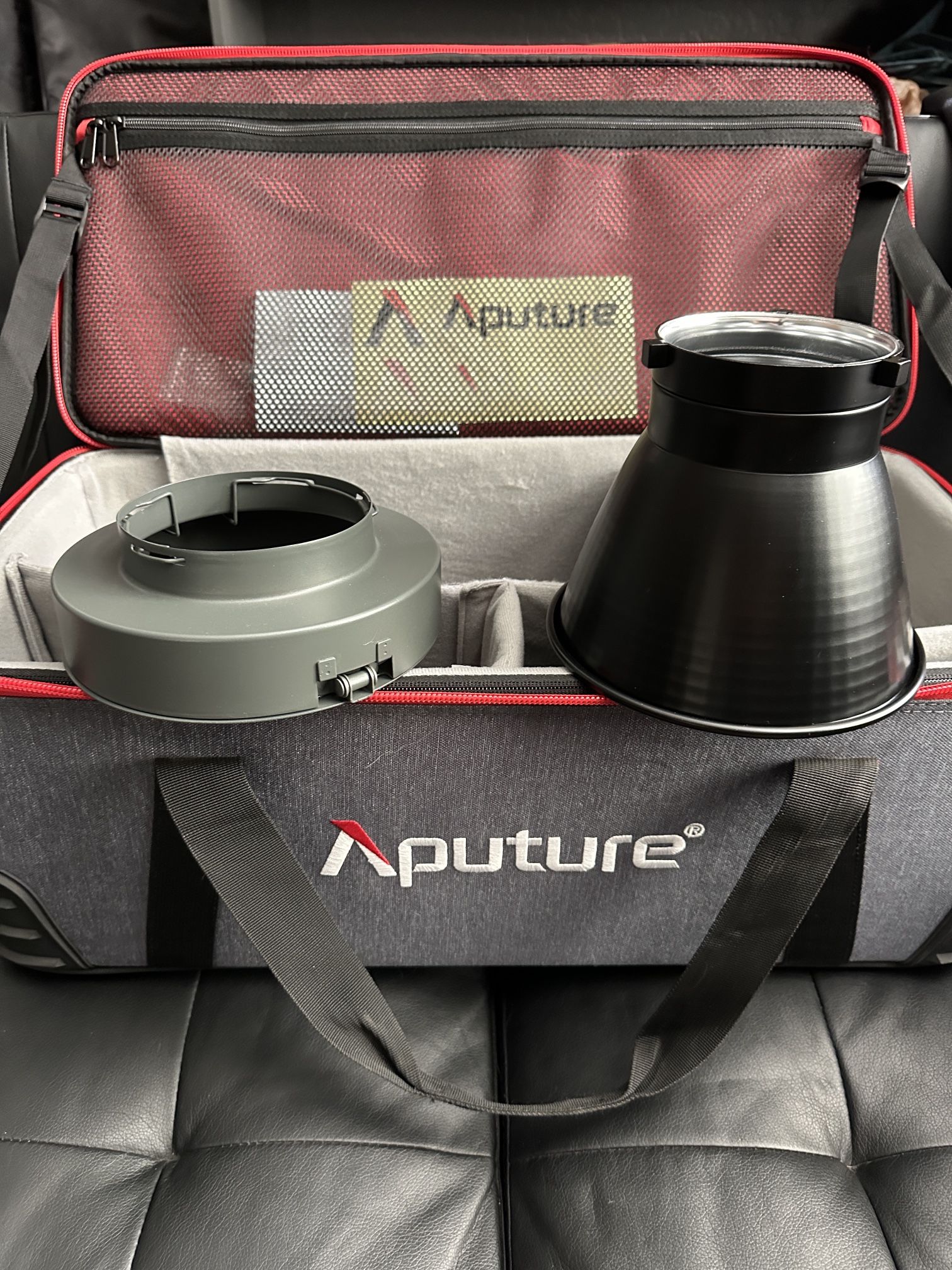 Aputure Lightstorm 300X Videography/Photography Light