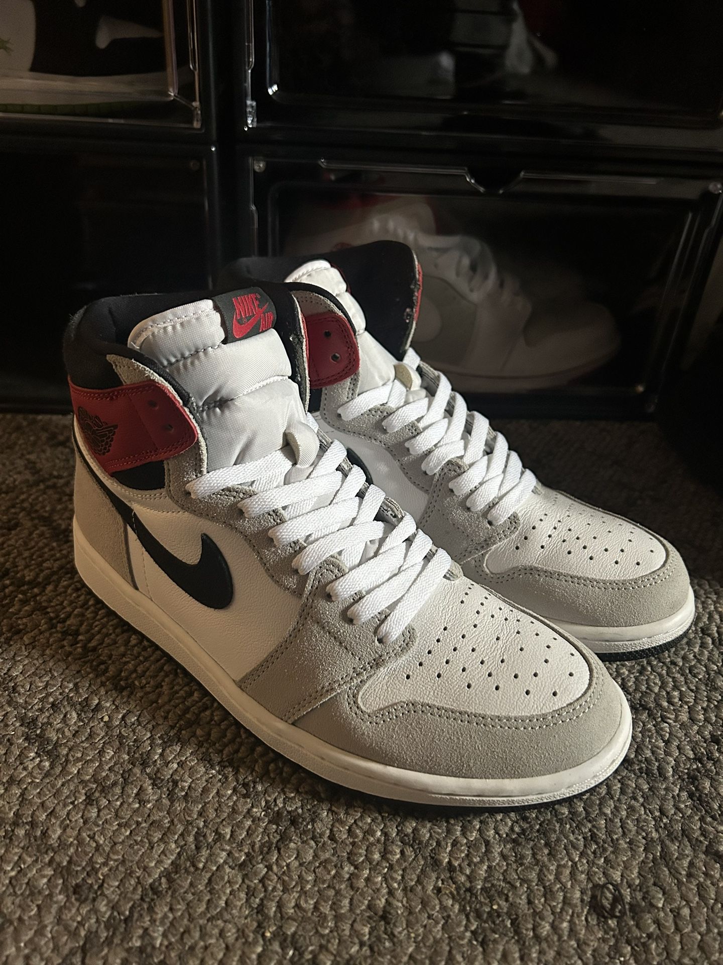 Jordan 1 Light Smoke Grey