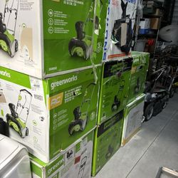 Pallet Of 8 Snowblowers BEST OFFER