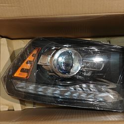 Headlight Passenger Side HID/Xenon For 2016-2022 Ram 3(contact info removed) 2500