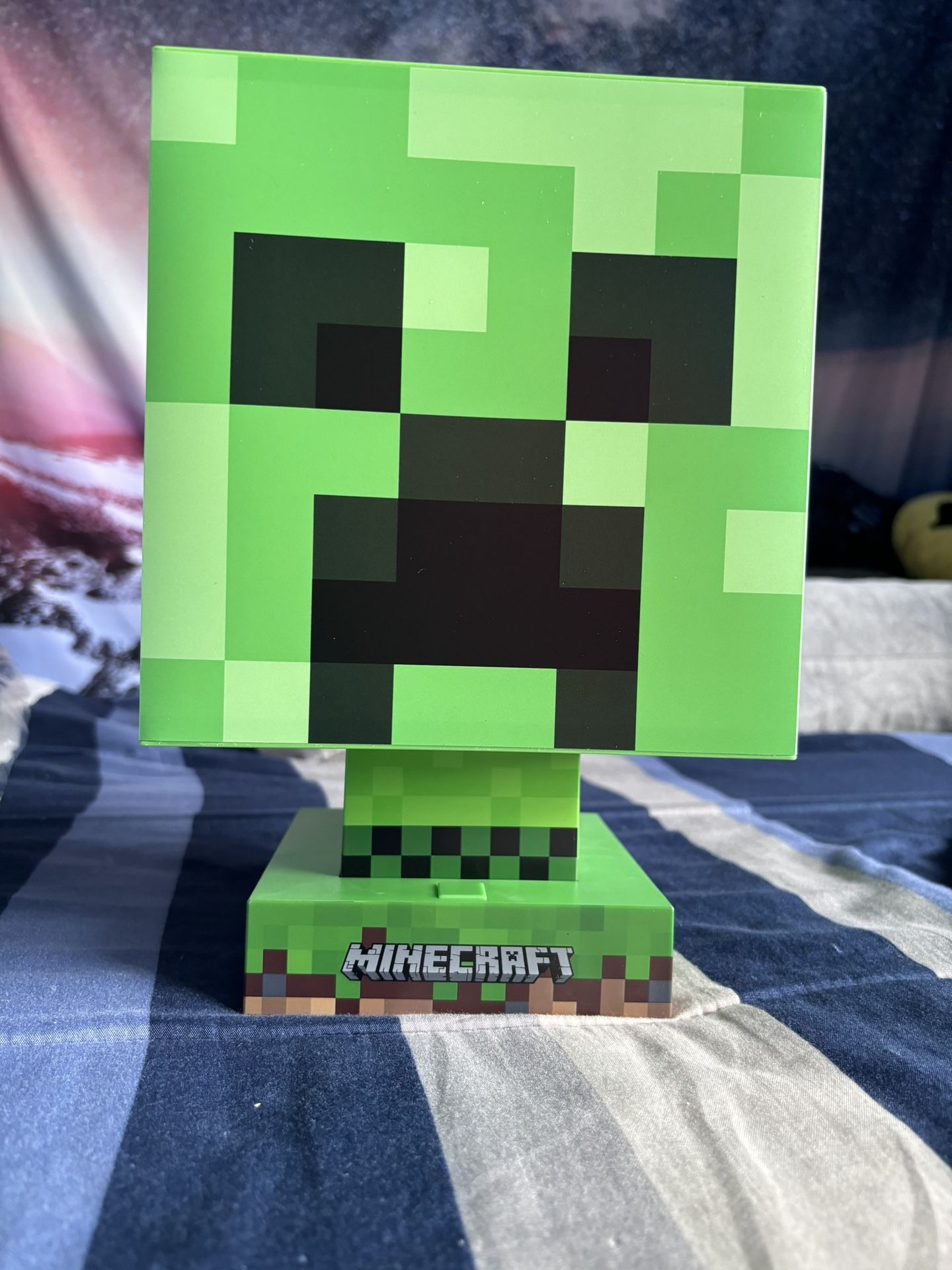 MINECRAFT Creeper Desk Lamp