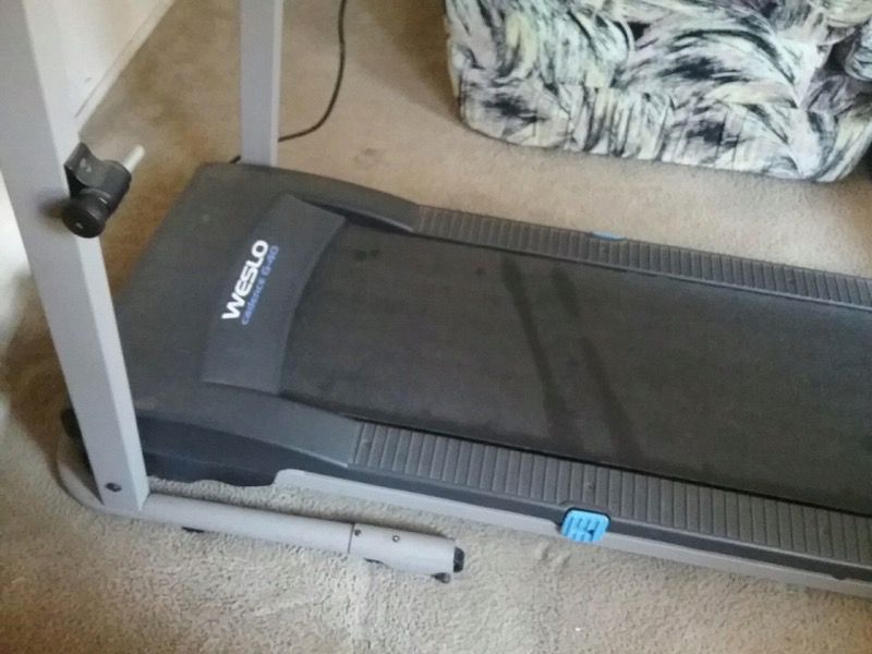 Weslo Cadence G40 Treadmill for Sale in San Diego, CA OfferUp