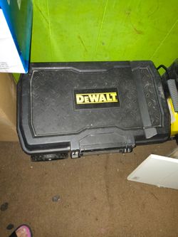 DeWalt box 15gl