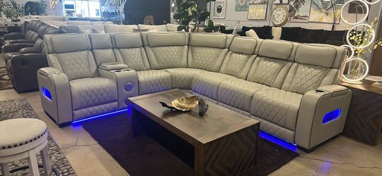 Power recliner sectional