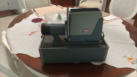 ANTIQUE  PROJECTOR