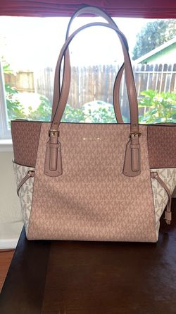 Michael Kors Signature Tote Bag