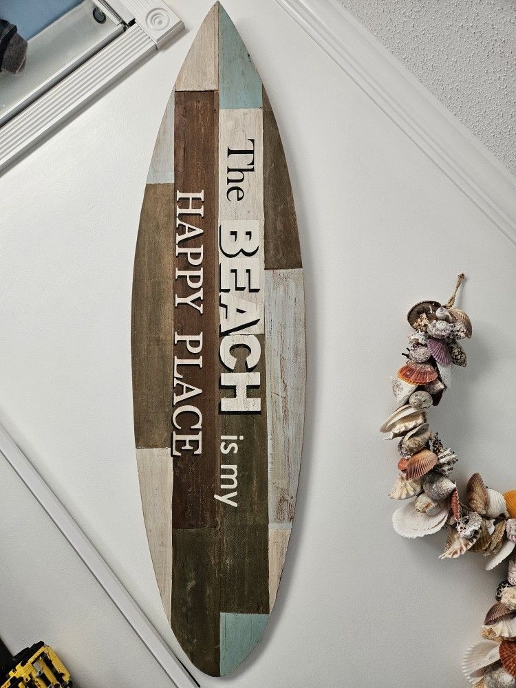 Surfboard Wall Décor
