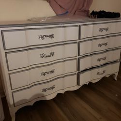 French Provisional Dresser - 8 Drawers - Painted