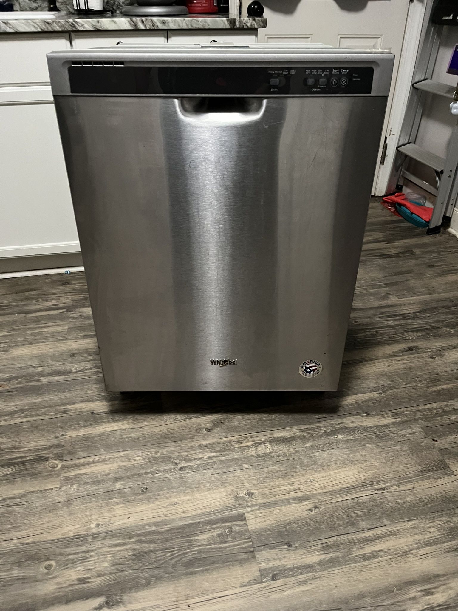 Whirlpool Dishwasher