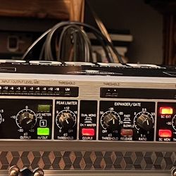 BEHRINGER COMPOSER PRO AUDIO INTERACTIVE DYNAMICS PROCESSOR MODEL MDX 2200 