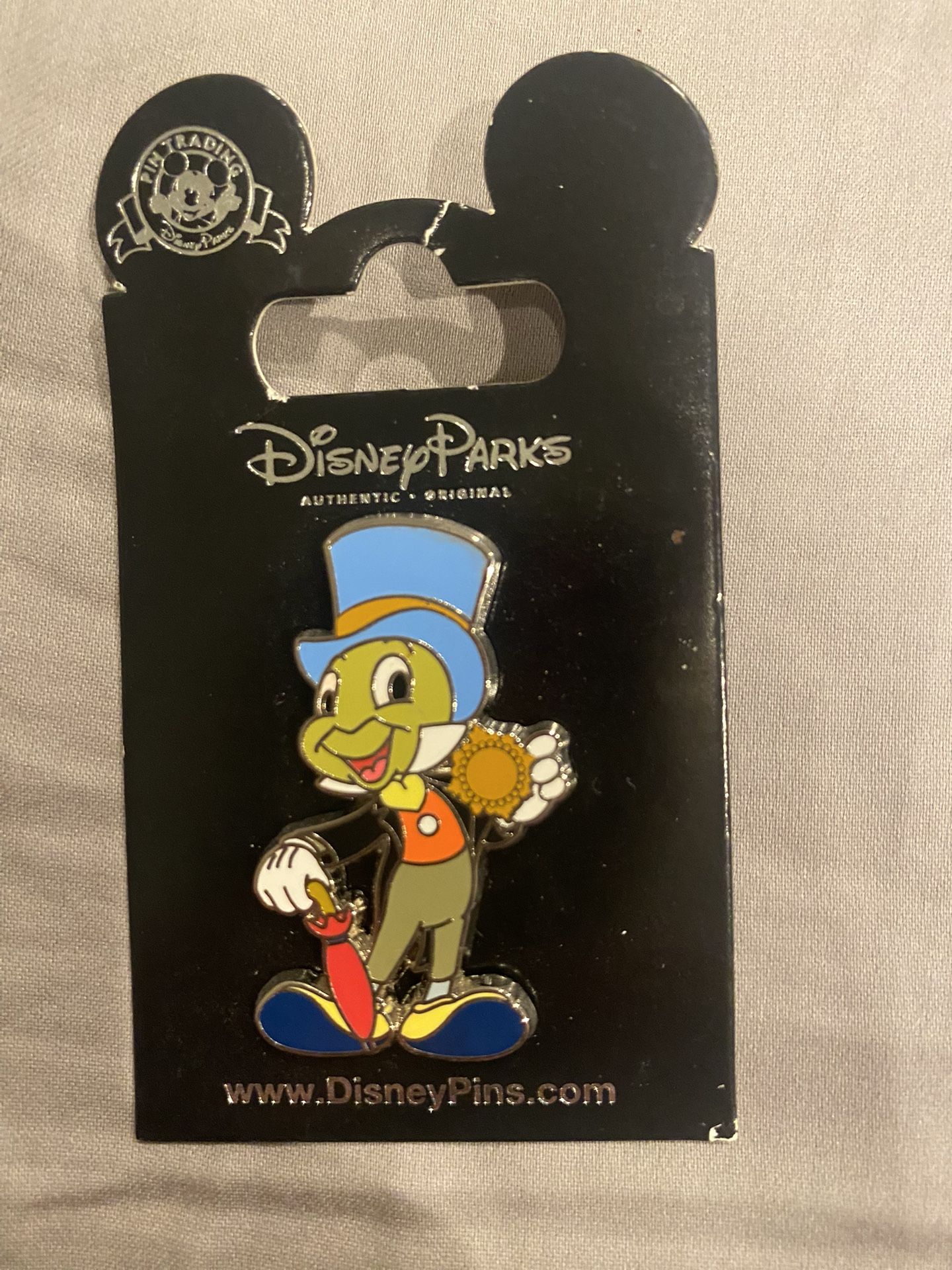 Jiminy CricketCollector Disney Pin