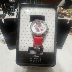 New Disney Minnie Mouse Girls Watch
