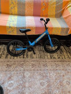 STRAIDER BALANCE BIKES