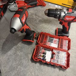 Milwaukee Drill Set