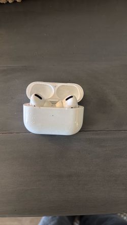 Airpods Pro Gen 1 with Active Noise Cancellation