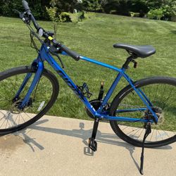 Giant EscapeMedium Hybrid bike