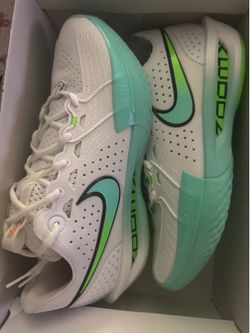 Nike GT Cut 3 Zoom Size 10.5 and 11