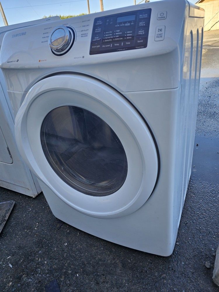 Samsung Electric Dryer Working Perfectly Fine Very Clean Super Capacity I Can Deliver To You 90 Days Warranty