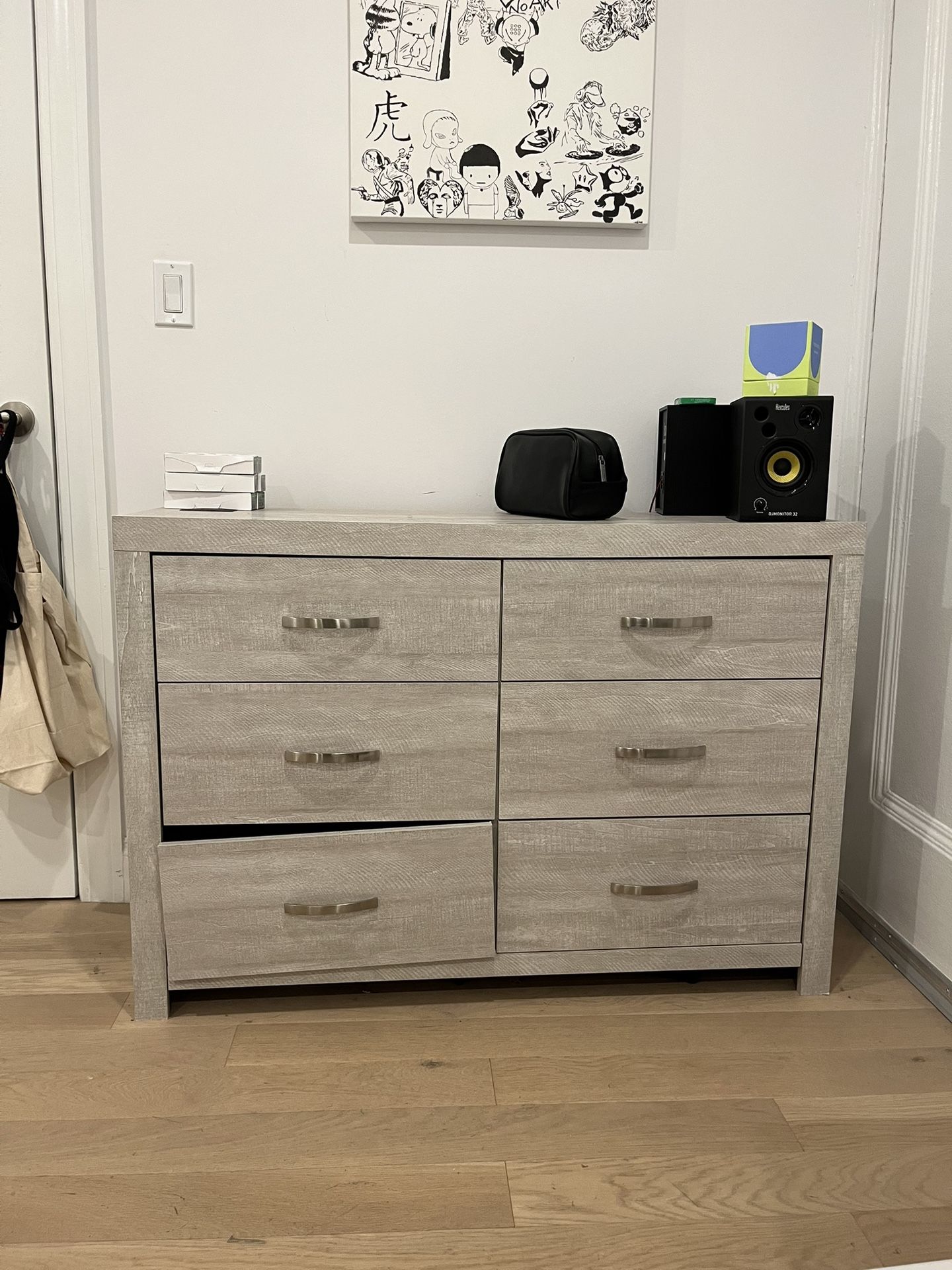 Dresser
