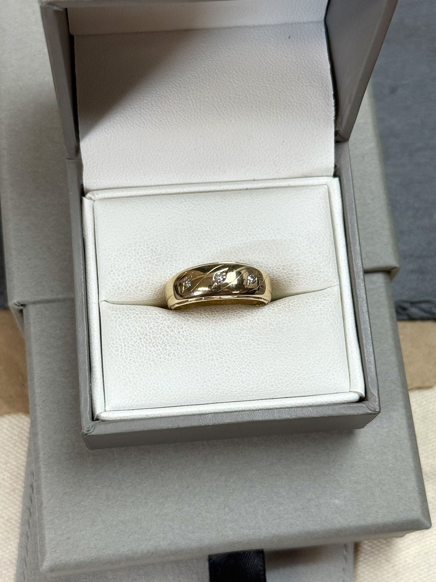 14k Yellow Gold Diamond Band Ring