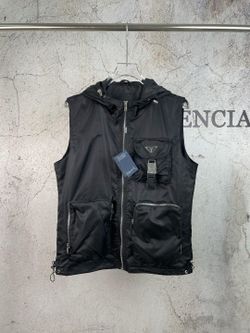 Prada Recycled Nylon Solid Color Large Pocket Zipper Hooded Sleeveless Vest