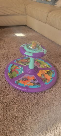  Dinosaur Sit and Spin