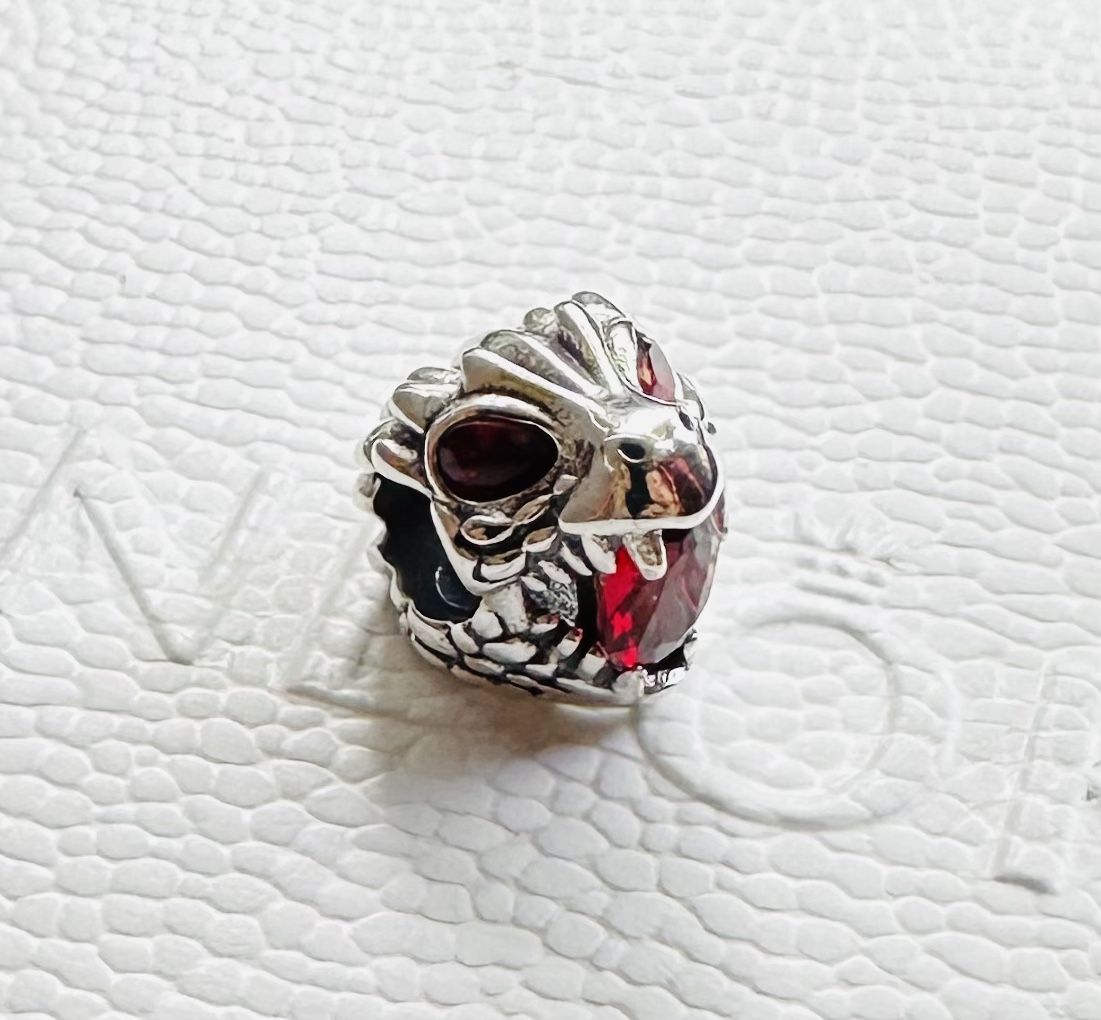 Pandora Game of Thrones Dragon Dragon Charm #793141C01 + FREE Pandora Gift Box