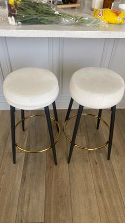 Barstool