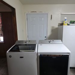 MAYTAG WASHER AND DRYER SET BOTH ELECTRIC XL CAPACITY 5.3 CU GOOD CONDITION HEAVY DUTY DELIVERY AVAILABLE FOR EXTRA FEE WE DO REPAIRS 