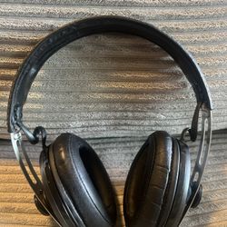 Sennheiser Momentum M2 AEBT Wireless Over Ear Noise Cancelling Headphones