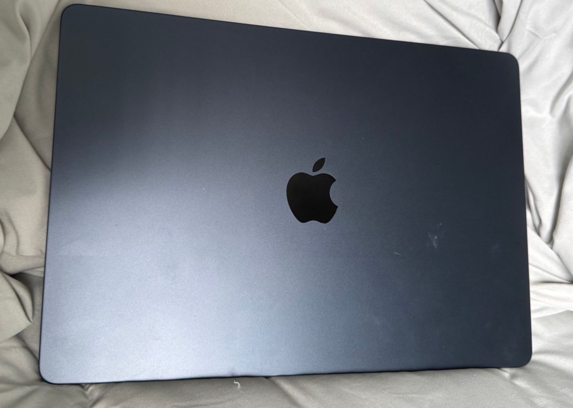 MacBook Air M4 - For Parts